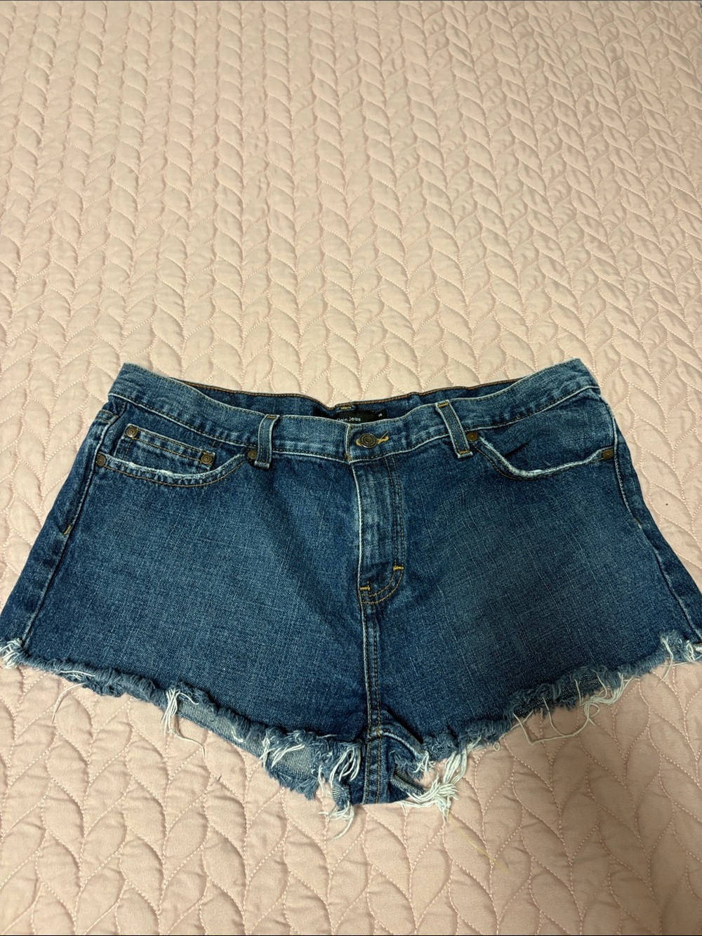Calvin Klein Frayed Hem Women's Shorts - Dark Blue